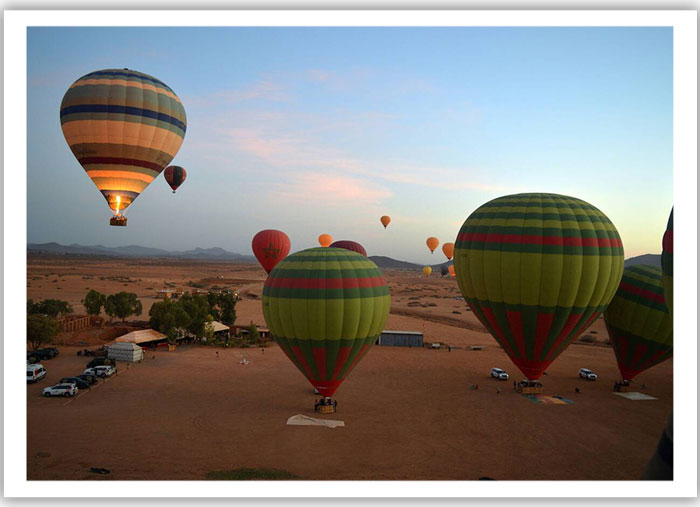hot air balloon Marrakech